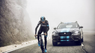 Избежавший наказания за допинг британский гонщик Фрум был освистан перед презентацией на "Тур де Франс"