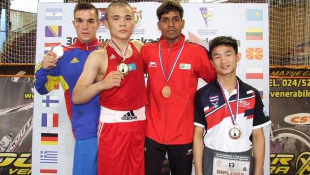Пять казахстанских боксеров выиграли на турнире "Золотые перчатки"