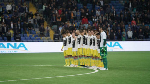 Футболисты "Астаны" почтили память Дениса Тена в матче Лиги чемпионов