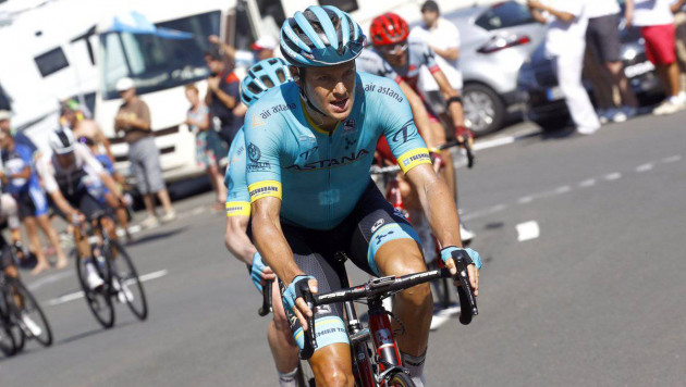 Капитан "Астаны" потерял одну строчку в общем зачете после 17-го этапа "Тур де Франс"