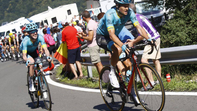 Капитан "Астаны" сохранил место в десятке общего зачета "Тур де Франс"