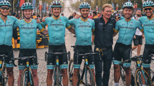 Гонщики "Астаны" завершили выступление на "Тур де Франс"