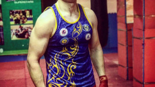 Обладатель Кубка мира по кикбоксингу из Казахстана дебютировал в профи-боксе с победы нокаутом