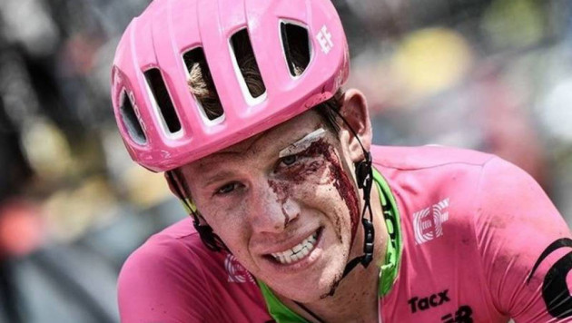 Велогонщик финишировал последним на "Тур де Франс" и собрал 225 тысяч долларов