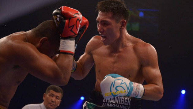 "Уронить соперника - это не главное в боксе". Жанибек Алимханулы рассказал о своем казахском стиле перед дебютом в США