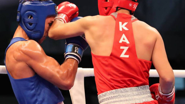 Нокаутирующий удар казахстанского боксера стал одним из лучших событий дня на МЧМ-2018