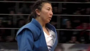 Казахстанская самбистка победила в финале соперницу из Узбекистана и принесла 14-е "золото" Азиады