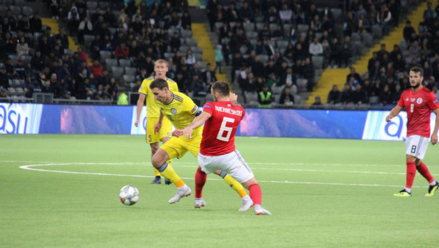 Сборные Казахстана и Грузии по разу вынесли мяч с ленточки ворот в первом тайме матча Лиги наций