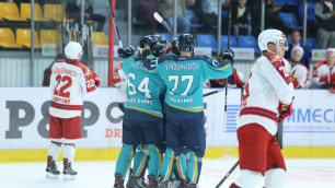 Хоккеисты "Торпедо" из Усть-Каменогорска упустили шанс догнать лидера ВХЛ
