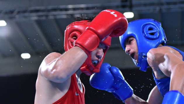 Прямая трансляция финальных боев казахстанских боксеров на юношеской Олимпиаде