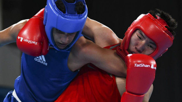Прямая трансляция третьего финального боя юношеской Олимпиады с участием казахстанского боксера