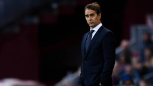 "Реал" объявил об увольнении главного тренера после разгромного поражения от "Барселоны"