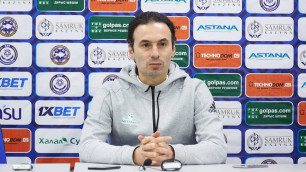 Тренер "Астаны" сравнил "Кайрат" со следующим соперником по Лиге Европы и рассказал о дружбе с Карповичем