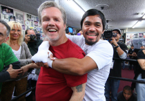Фредди Роуч и Мэнни Пакьяо. Фото: boxingscene.com