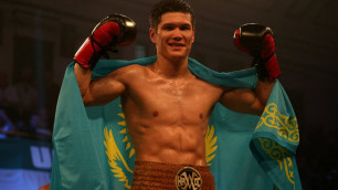 Данияр Елеусинов трижды отправил соперника в нокдаун и победил нокаутом в пятом бою в профи