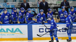 Дубль Михайлиса помог "Барысу" обыграть "Северсталь" и продлить победную серию в КХЛ