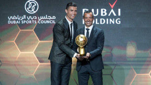 Роналду получил награду как лучший футболист 2018 года