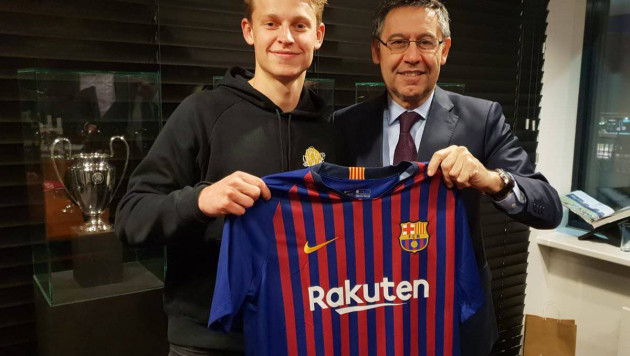 "Барселона" купила молодого голландца за 75 миллионов евро