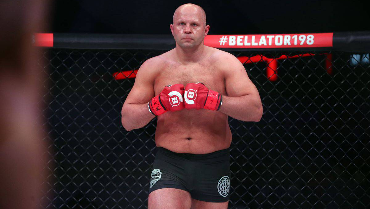 Федор Емельяненко нокаутом на первых секундах проиграл финал Гран-при Bellator