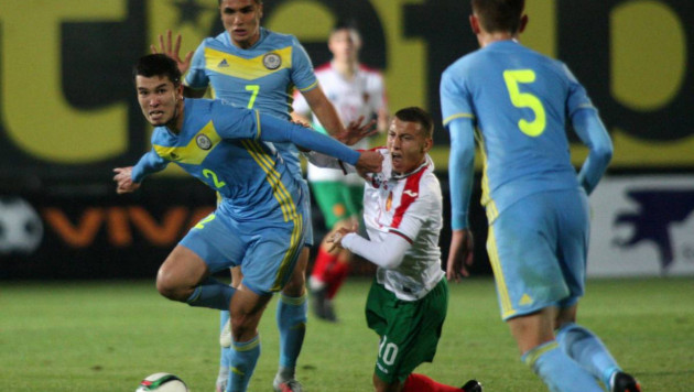 В сборную Казахстана по футболу вызваны игроки из России, Беларуси и первой лиги. Что о них нужно знать