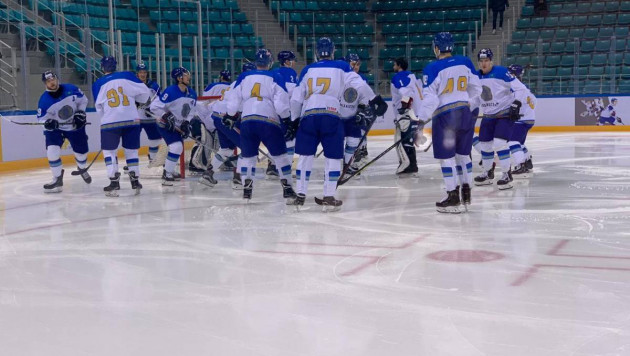 Сборная Казахстана по хоккею вырвала победу у Латвии в овертайме и стала победителем турнира в Корее