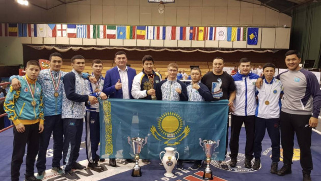 Казахстанские боксеры завоевали три золотые медали на турнире в Венгрии