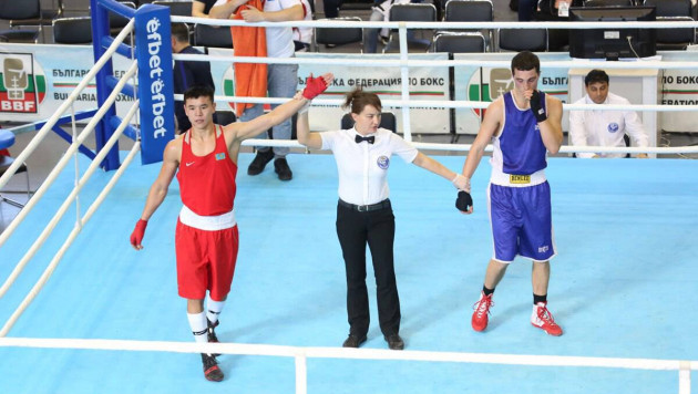 Казахстан обошел Узбекистан по числу боксеров в финале международного турнира в Болгарии