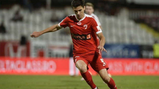 23-летний футболист сборной Румынии и 21-летний хорватский защитник сыграли за "Астану"