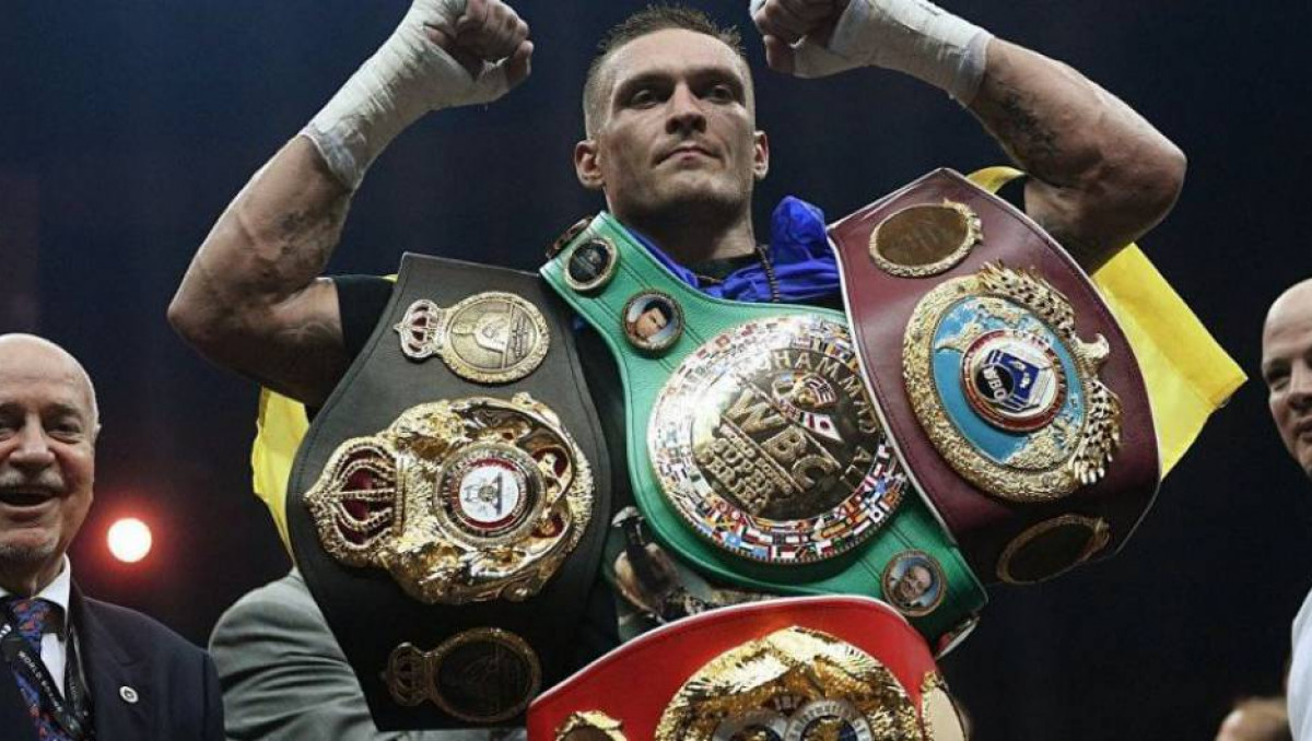 WBC разрешил Усику сохранить пояс чемпиона мира