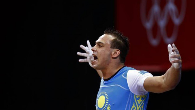 Илья Ильин вошел в состав сборной Казахстана на чемпионат Азии по тяжелой атлетике