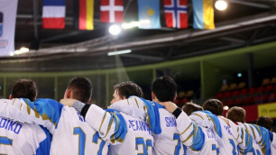 Cборная Казахстана одержала третью подряд победу на юниорском ЧМ по хоккею