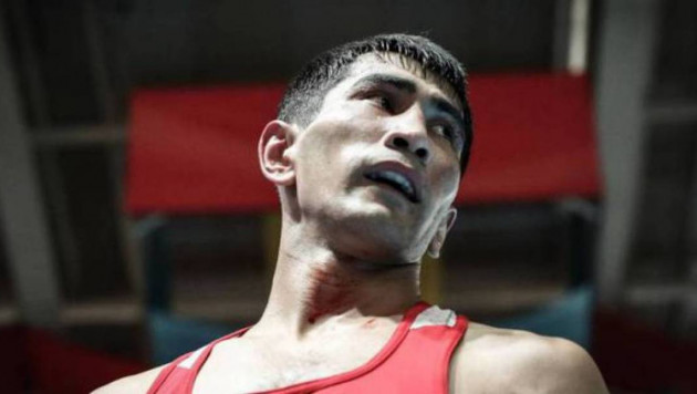 Двукратный чемпион Казахстана без боя прошел в четвертьфинал чемпионата Азии