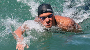 Казахстанский пловец стал чемпионом Азии и завоевал олимпийскую лицензию
