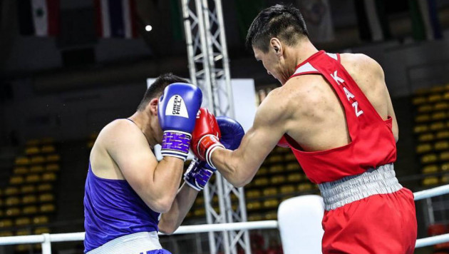 Победивший "Монстра" из Узбекистана казахстанец за 20 секунд оформил выход в финал ЧА по боксу