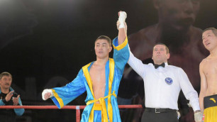 Казахстанский средневес с двумя нокаутами в профи вышел в полуфинал турнира в Алматы