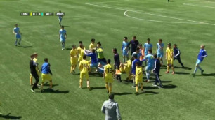 Футболистов юношеских команд "Астаны" и "Семея" наказали за массовую драку на поле