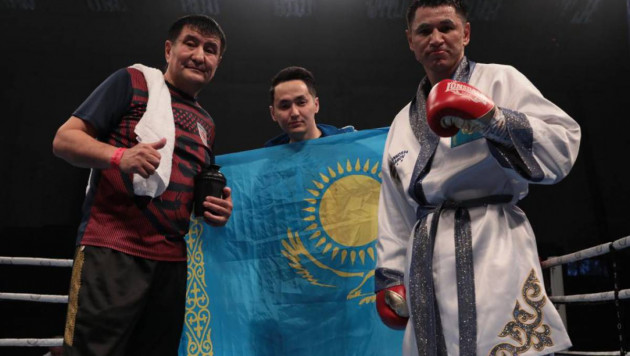 Непобежденный казахстанец Тураров "ушел в минус" с досрочной победы после долгого простоя