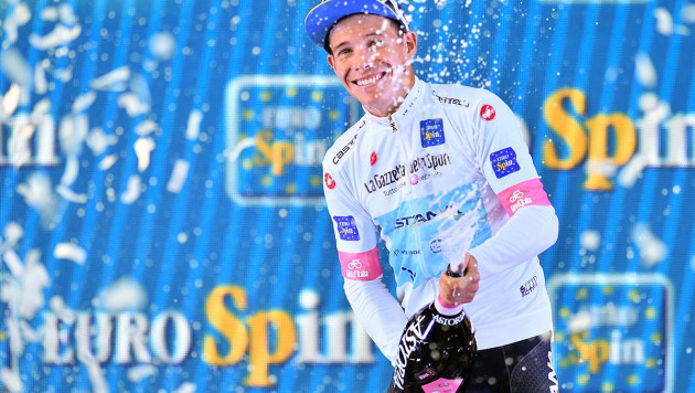 Капитан "Астаны" второй год подряд выиграл "белую майку" на "Джиро д'Италия"