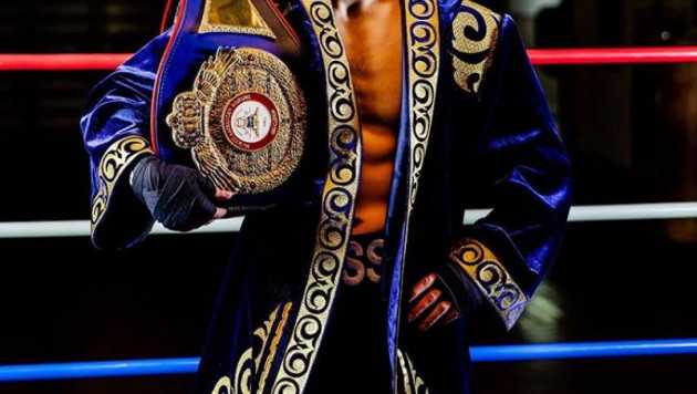 Небитый казахстанец выступит в вечере бокса с участием Дычко против экс-соперника чемпиона WBO, WBA, IBF и IBO