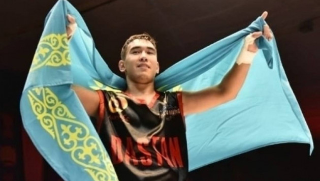 16-летний казахстанский профи-боксер с тремя нокаутами выступит в андеркарте Каната Ислама