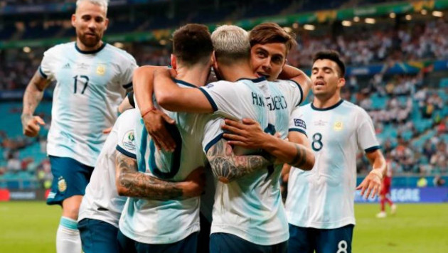 Сборная Аргентины победила в день рождения Месси и вышла в четвертьфинал Кубка Америки
