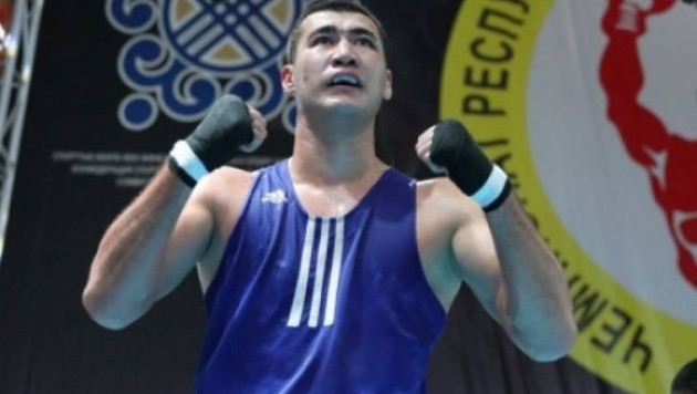 Казахстанский супертяж дебютировал с победы на вечере бокса в Алматы