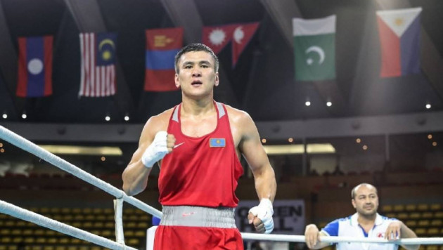 Чемпион Азии из Казахстана победил узбекского боксера в первом раунде