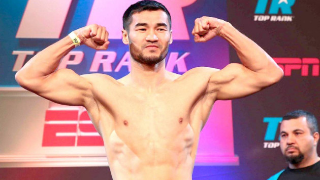 Казахстанский боксер из Top Rank встретится с экс-соперником чемпиона мира в трех весах 