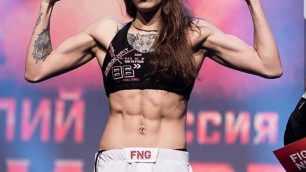 Девушка-боец из Казахстана проиграла бой за контракт с UFC