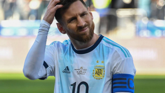 Месси за критику арбитра дисквалифицирован от участия в матчах за Аргентину на три месяца