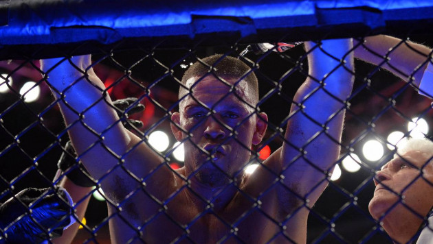 Не дравшийся три года после поражения от МакГрегора боец вернулся в UFC победой над экс-чемпионом