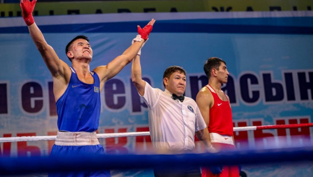 Казахстанский боксер рассказал о подготовке к ЧМ и включил Узбекистан в число главных соперников