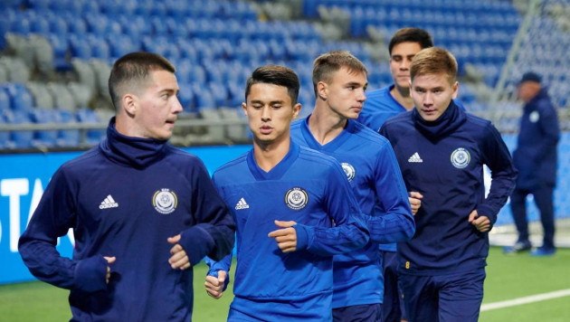 Молодежная сборная Казахстана из-за пенальти проигрывает Испании после первого тайма матча отбора на Евро