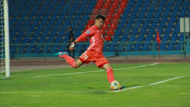 Вратарь молодежной сборной Казахстана отразил пенальти от игрока "Барселоны"